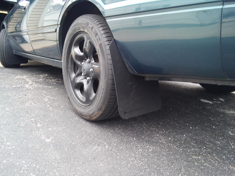 Illustration for article titled Do Rally Armor mudflaps make it a Camrally?